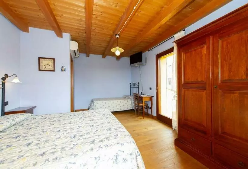 ホテル Agriturismo Lis Rosis