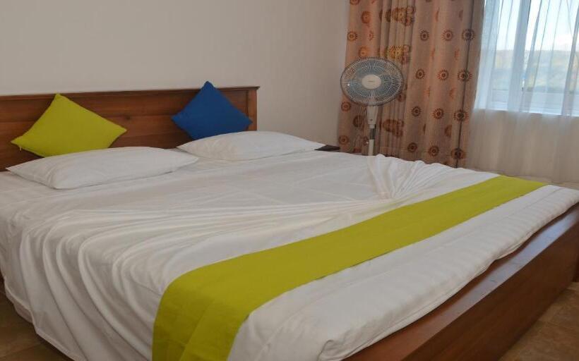 בית מלון כפרי Auslink