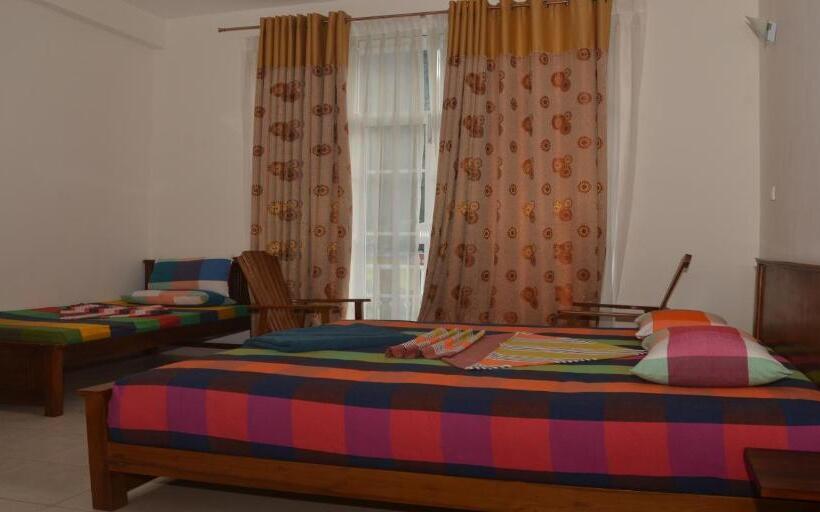 בית מלון כפרי Auslink