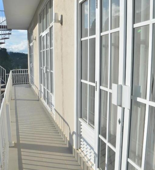 בית מלון כפרי Auslink