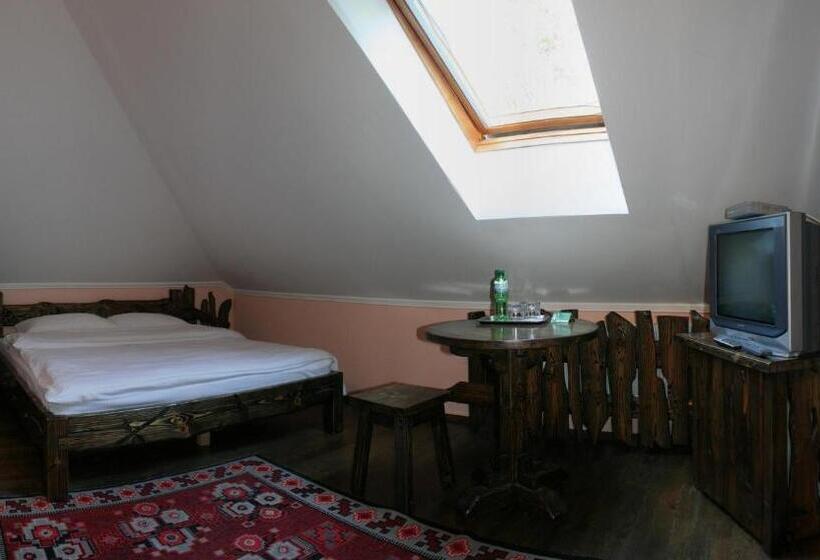 ホテル Complex Vivcharyk