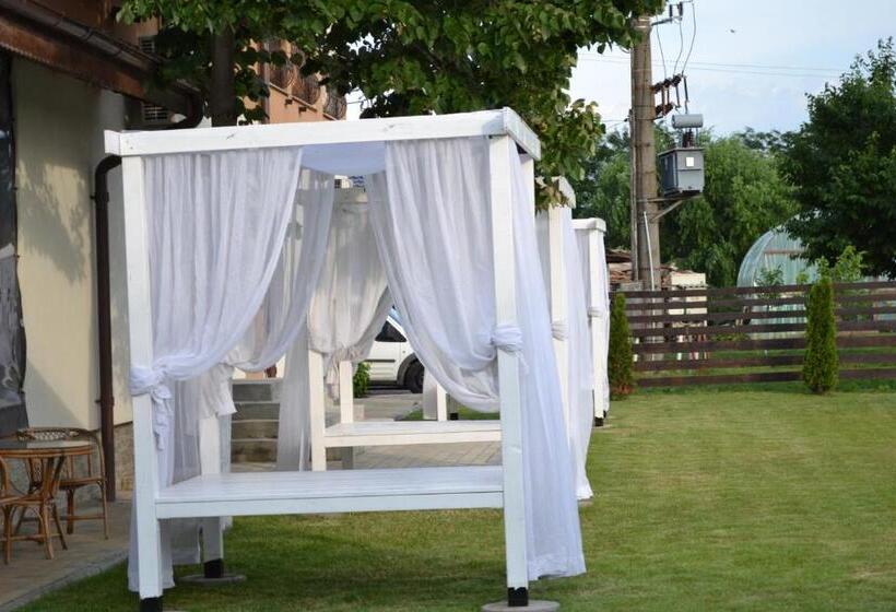 Отель Doi Taurasi