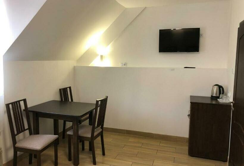 בית מלון כפרי Europa