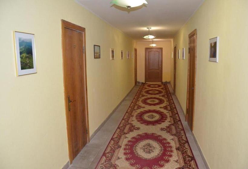 בית מלון כפרי Europa