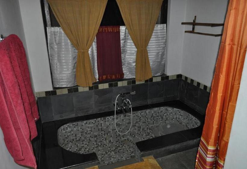 בית מלון כפרי O Land Plantation