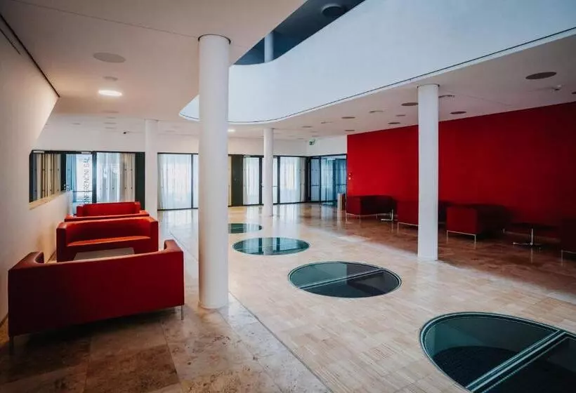 Hotelli S Port Véska