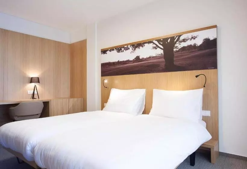 Hotelli S Port Véska