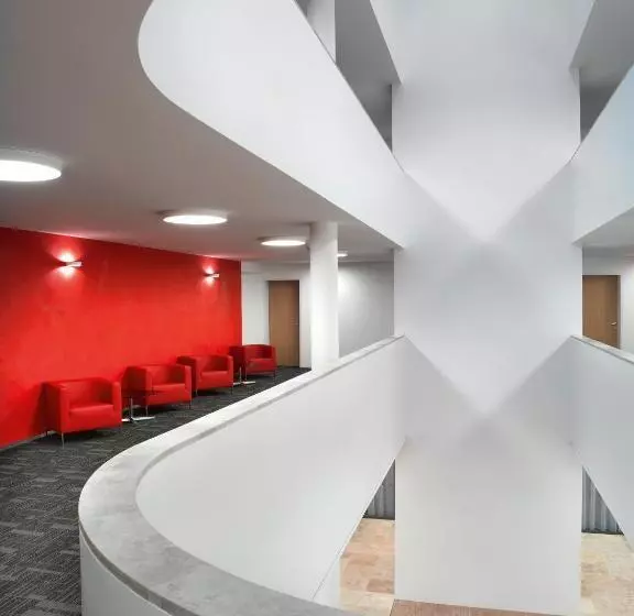 Hotelli S Port Véska