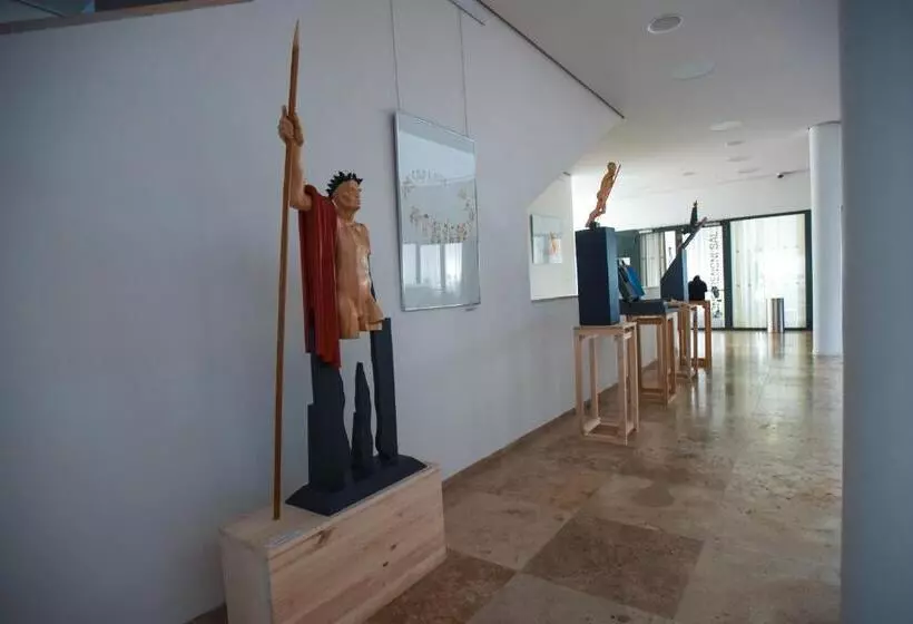 Hotelli S Port Véska