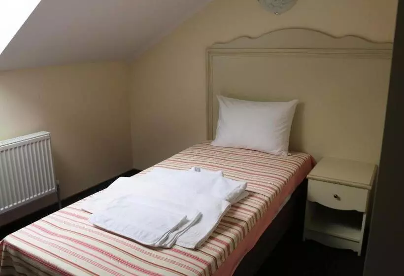 Hotelli Vitapark Sonyachnyy Provans