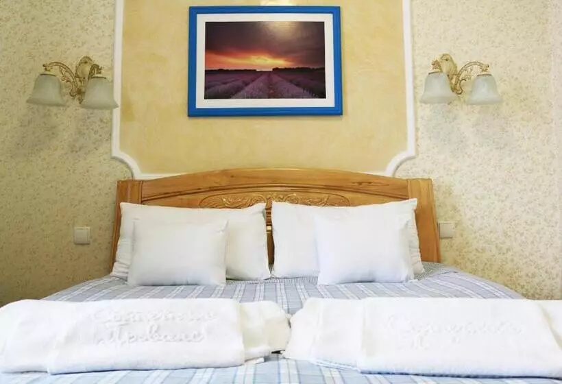 Hotelli Vitapark Sonyachnyy Provans