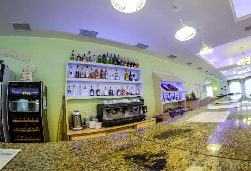 酒店 Vitapark Sonyachnyy Provans