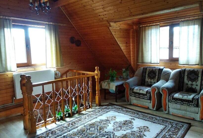 پانسیون Cottage Spadok