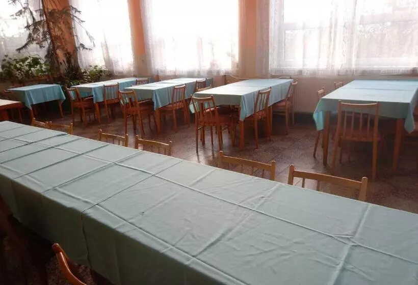 Majatalo Penzión A Reštaurácia Pod Hradom, Turńa Nad Bodvou