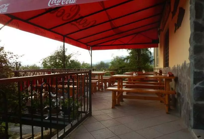 Majatalo Penzión A Reštaurácia Pod Hradom, Turńa Nad Bodvou