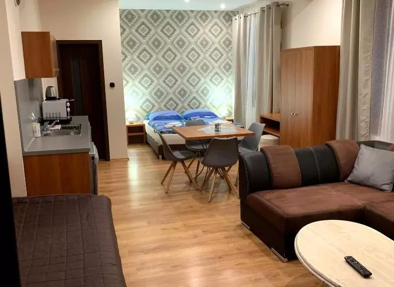 Majatalo Penzión Tulip