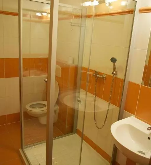 Majatalo Penzion Pod Zámkem