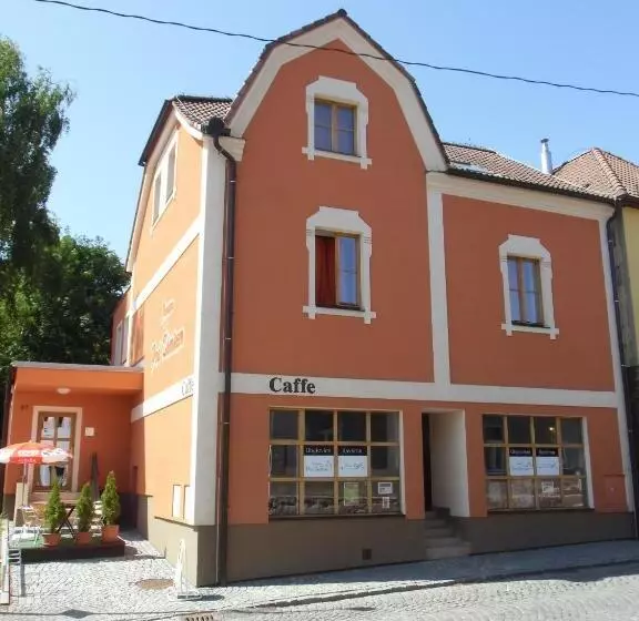 Majatalo Penzion Pod Zámkem