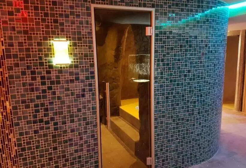 Majatalo Penzion U šimona