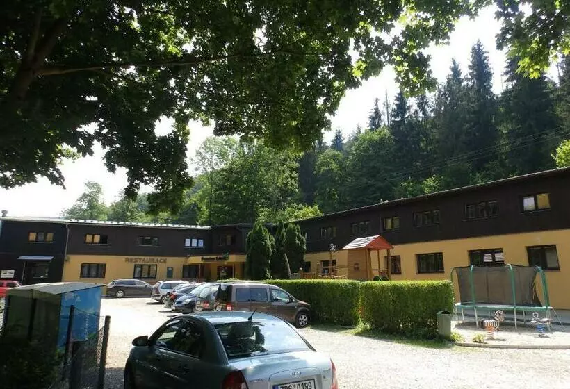 Majatalo Penzion Zátiší