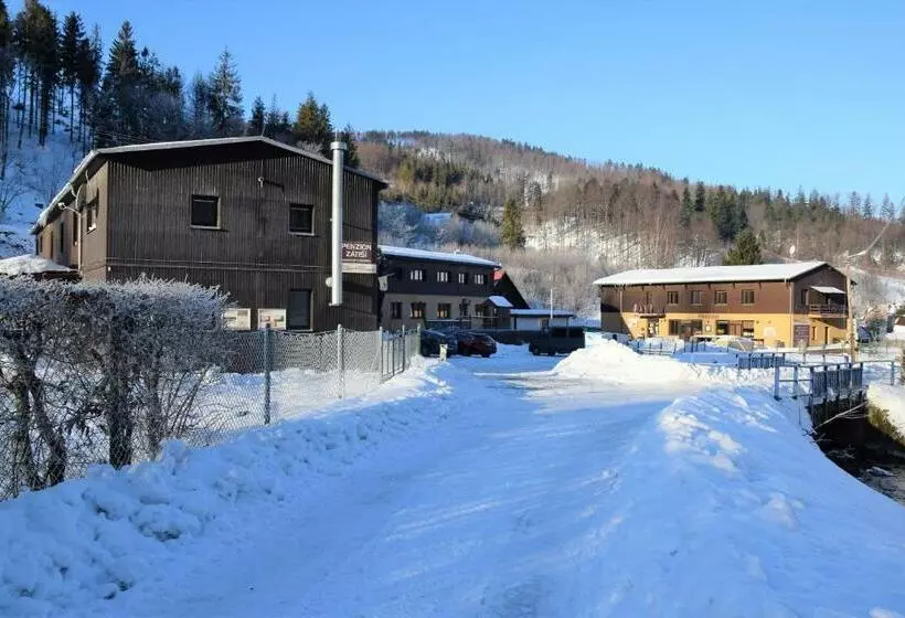 Majatalo Penzion Zátiší