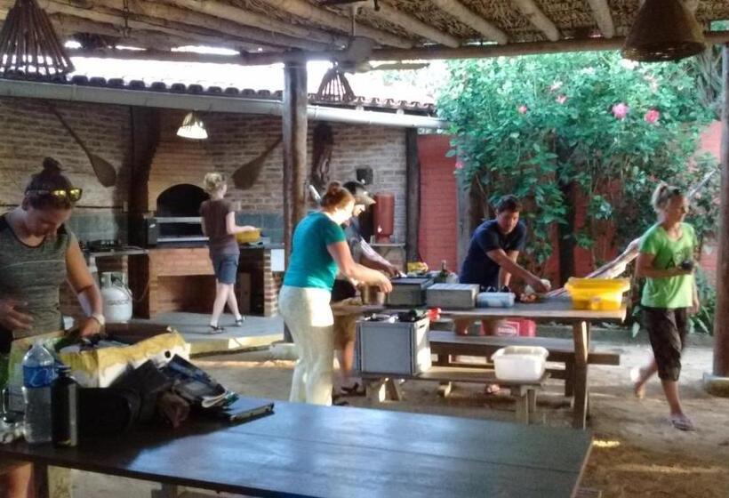 פנסיון Pousada Camping Porto Grande