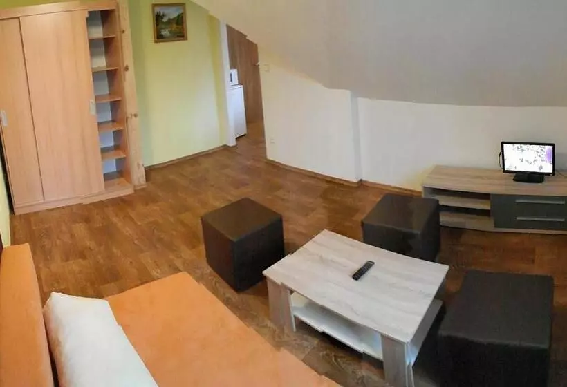 Majatalo Ubytování Macků