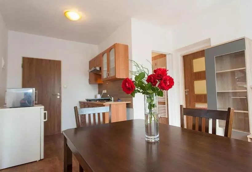 Majatalo Ubytování Macků