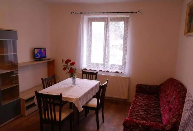 Majatalo Ubytování Macků