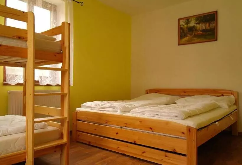 Majatalo Ubytování Macků