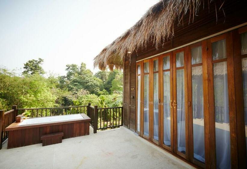 Resort Wareerak Hot Spring & Wellness Sha Extra Plus