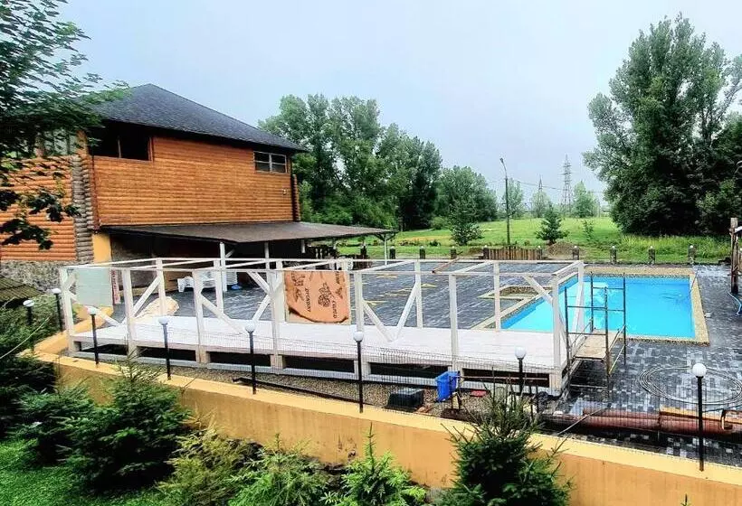 Retkeilymaja Kozatskiy Dvir