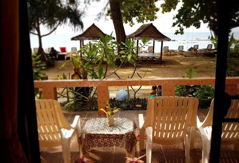 Andaman Beach Resort Koh Jum