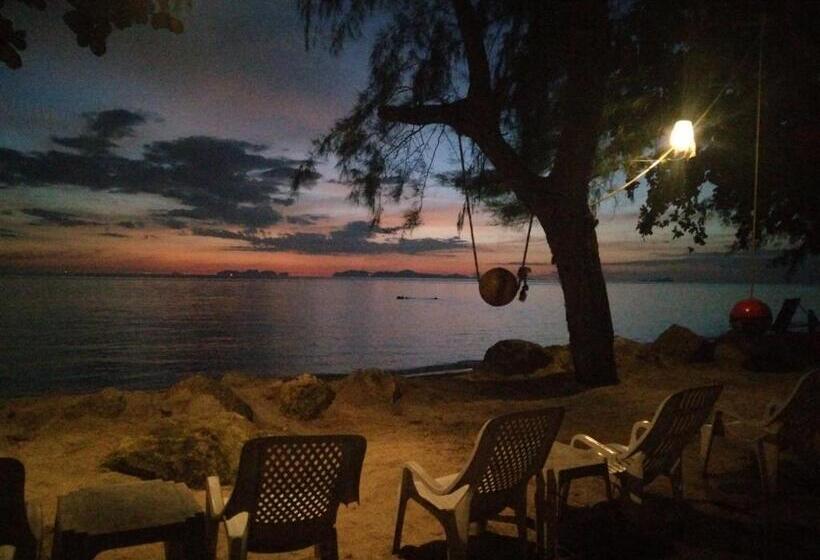 Andaman Beach Resort Koh Jum