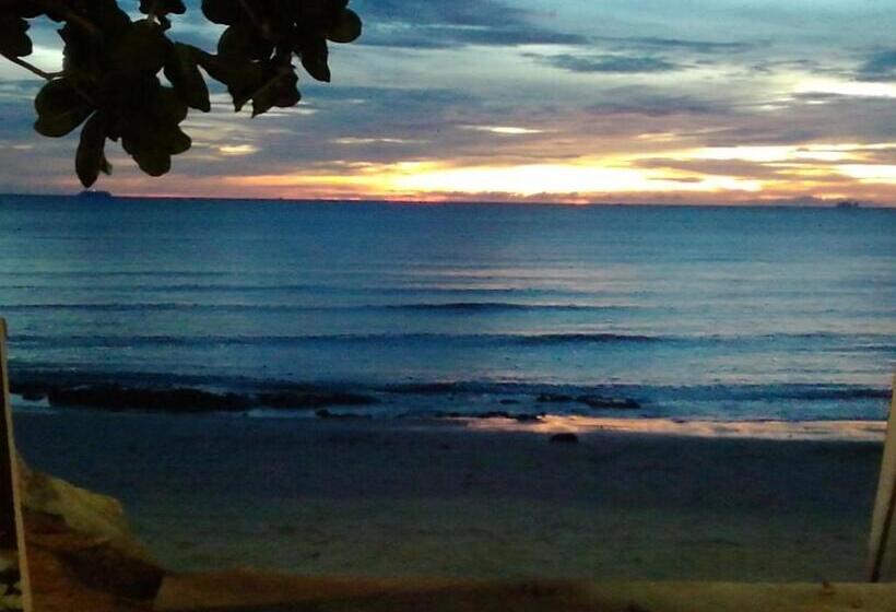 Andaman Beach Resort Koh Jum