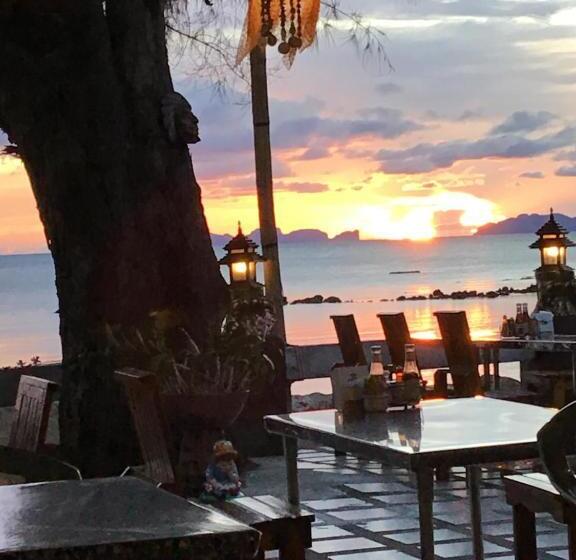 Andaman Beach Resort Koh Jum