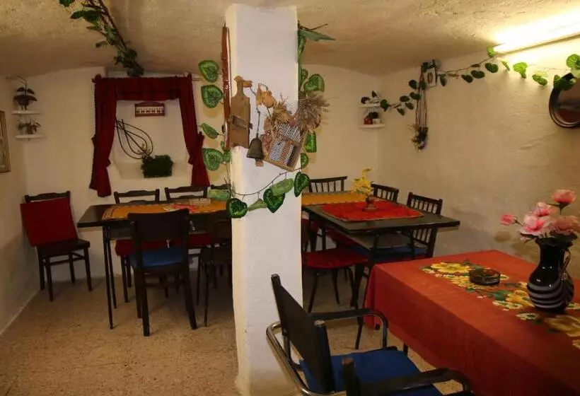 Aamiaismajoitus (B&B) Penzion Valovi