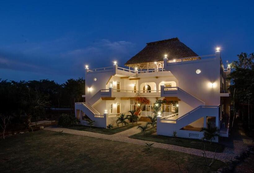 تختخواب و صبحانه The Crimson Orchid Inn At Orchid Bay