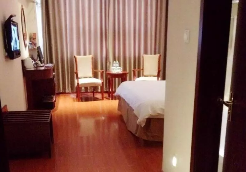 Hotelli Greentree Inn Shandong Liaocheng Chiping East Huixin Road Business