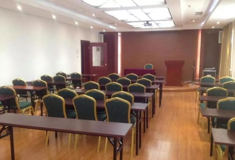 Hotelli Greentree Inn Shandong Weifang Gaomi Liqun Road Minghao Business