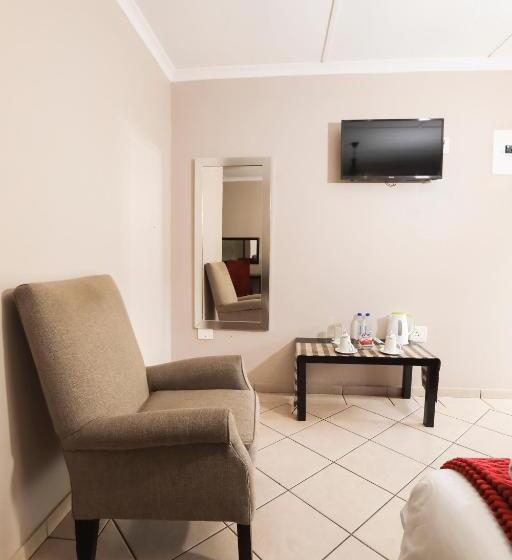 호텔 Nongoma Lodge & Inn Cc