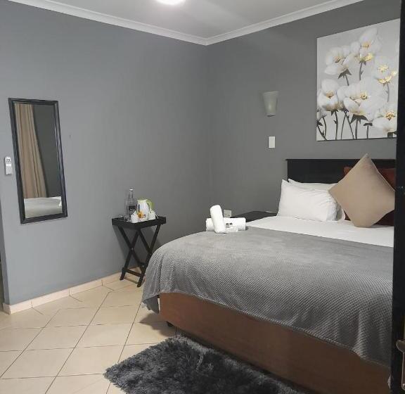 호텔 Nongoma Lodge & Inn Cc