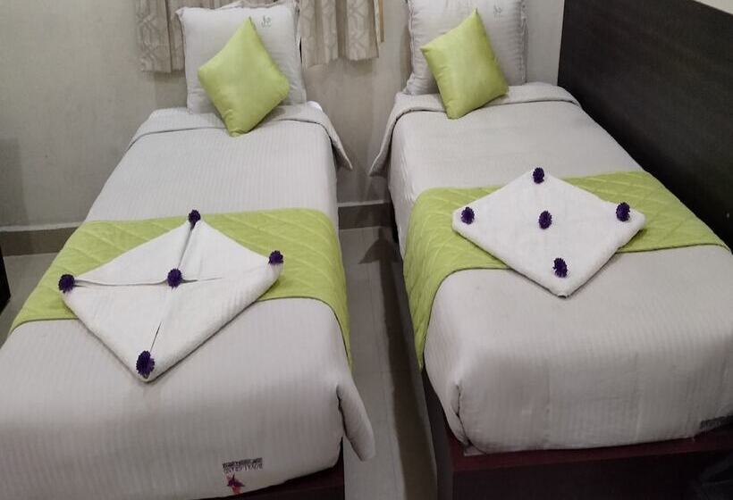 Hotel Royal Residency