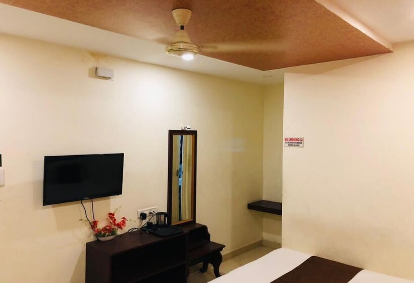 Hotel Royal Residency