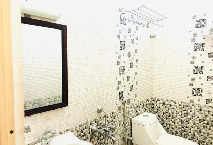 Hotel Royal Residency