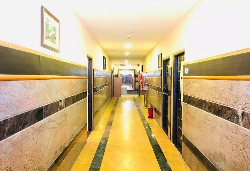 Hotelli Royal Residency