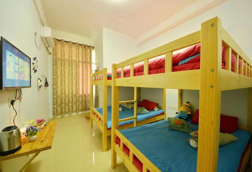 Nanjing Yunshuiyao Haixi International Hostel