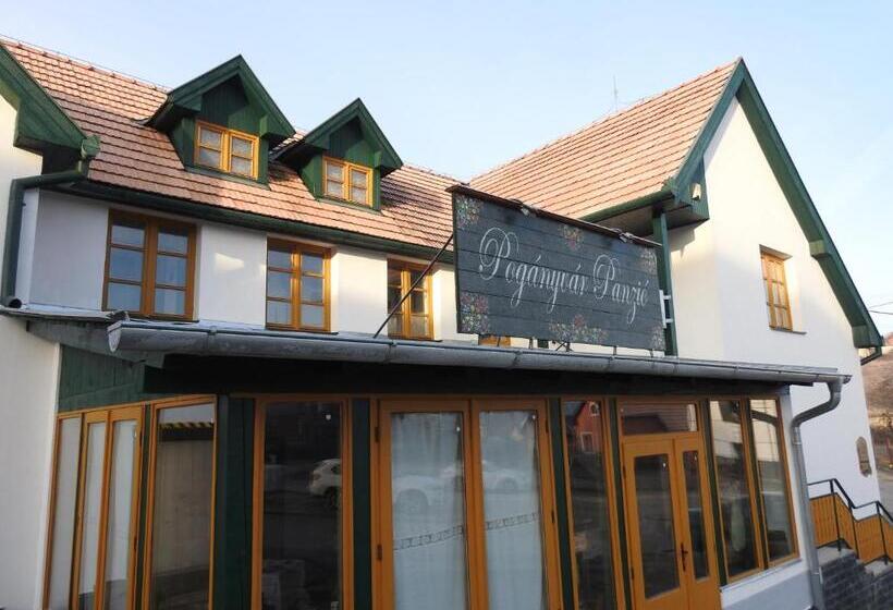 Пансион Bed & More Pogányvár