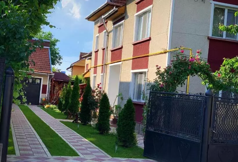 ペンション Casa Mary