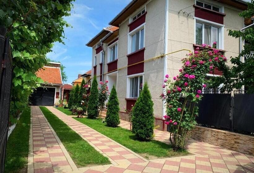 پانسیون Casa Mary